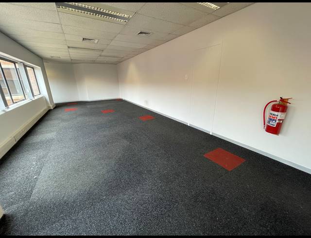 822M² OFFICE TO LET IN PARKTOWN